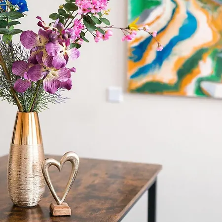 Apartman Staywell Zentral Fuer 7 I Kueche I Parkplatz I Netflix