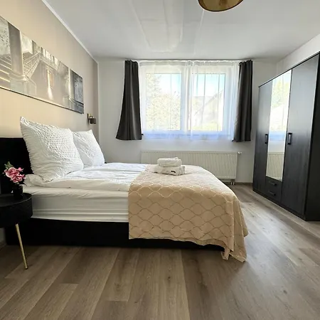 Staywell Zentral Fuer 7 I Kueche I Parkplatz I Netflix Apartman Paderborn